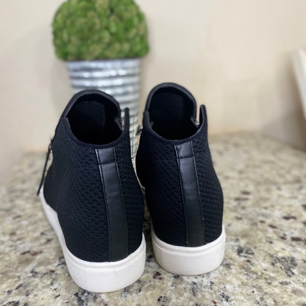 Steve Madden Black Knit Hidden Wedge High Top Sneakers Side Zip Womens - Picture 4 of 6